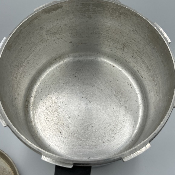 Presto Pressure Cooker 4 Quart A403A Vintage Missing  Jiggler 1970's - Picture 7 of 7